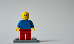 Featured image of post 레고, 블록을 넘어 예술로